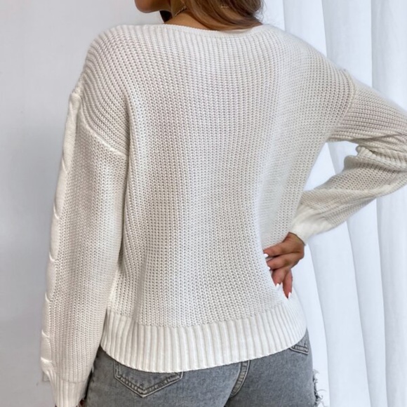 Off White V neck Oversized Chunky Knit Sweater Top - Picture 4 of 4